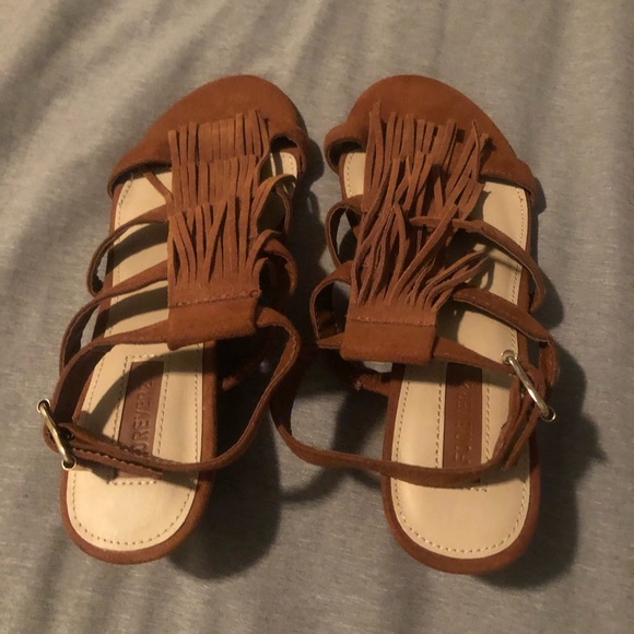 4/$20❗️Forever 21 Boho Fringed Brown Sandal size 6 - Picture 4 of 6